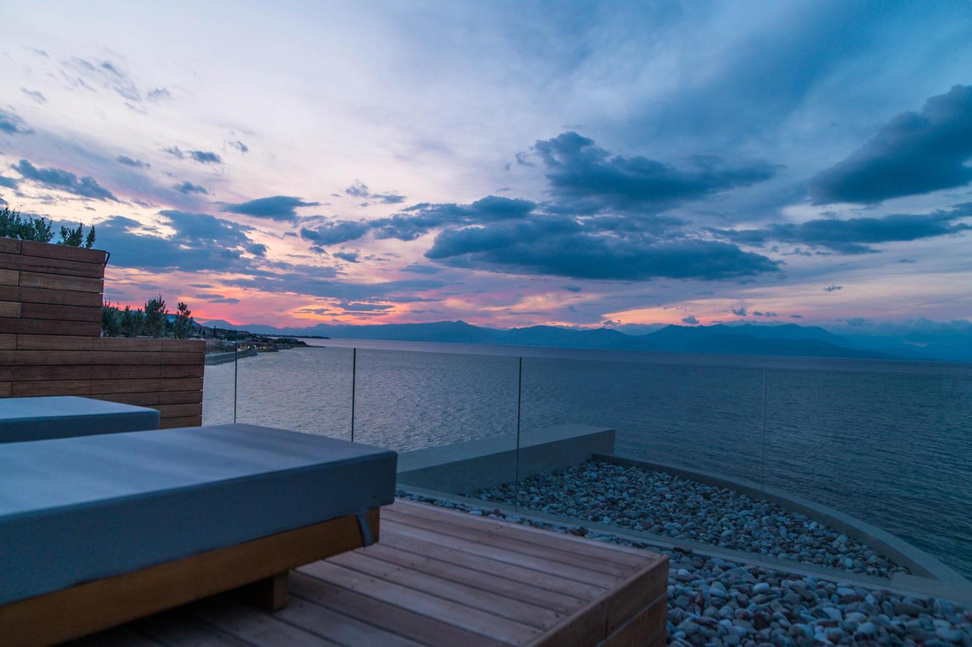 Alissachni Seaside Hotel Derveni Exterior foto